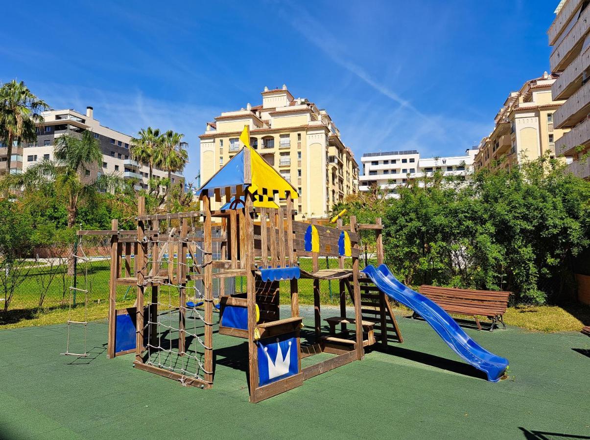 Great Location, Estepona Town מראה חיצוני תמונה