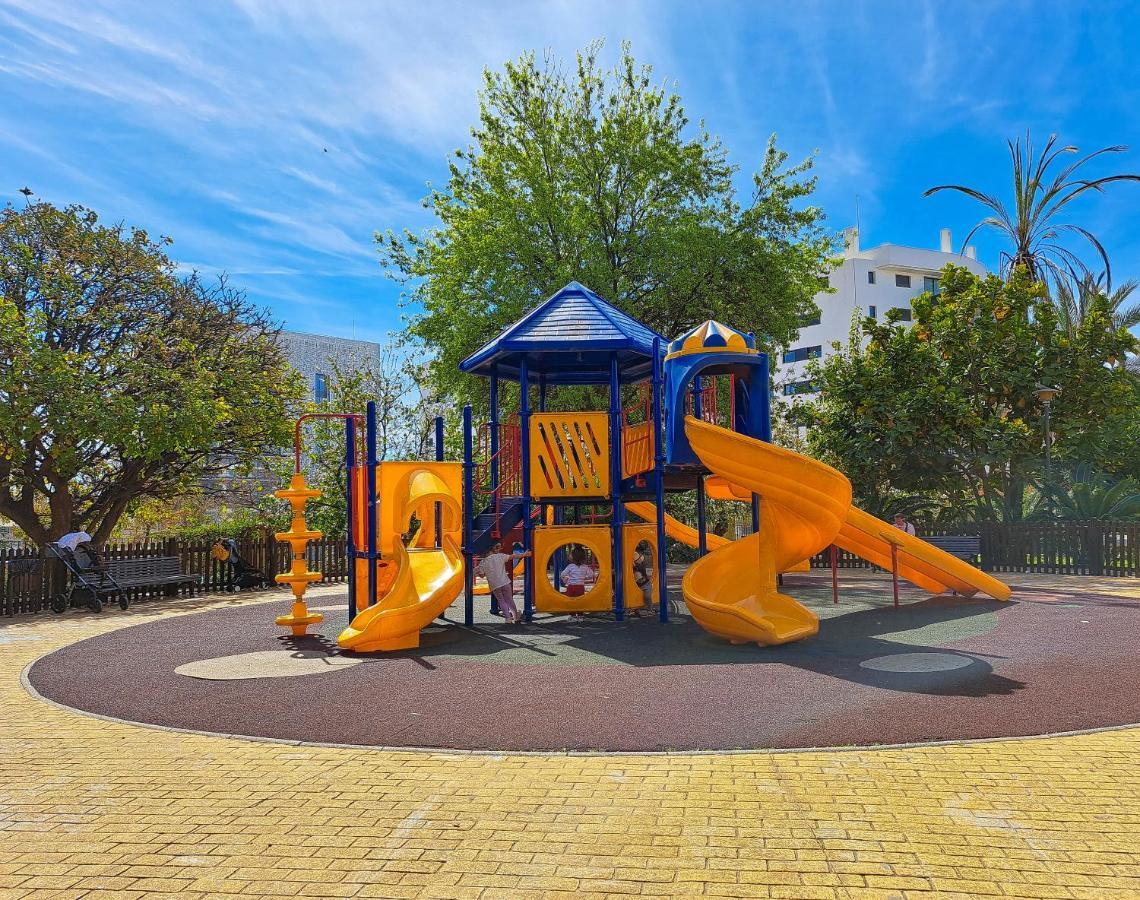Great Location, Estepona Town מראה חיצוני תמונה